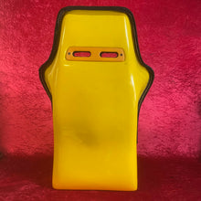 Load image into Gallery viewer, Quattro Sport bucket seat yellow
